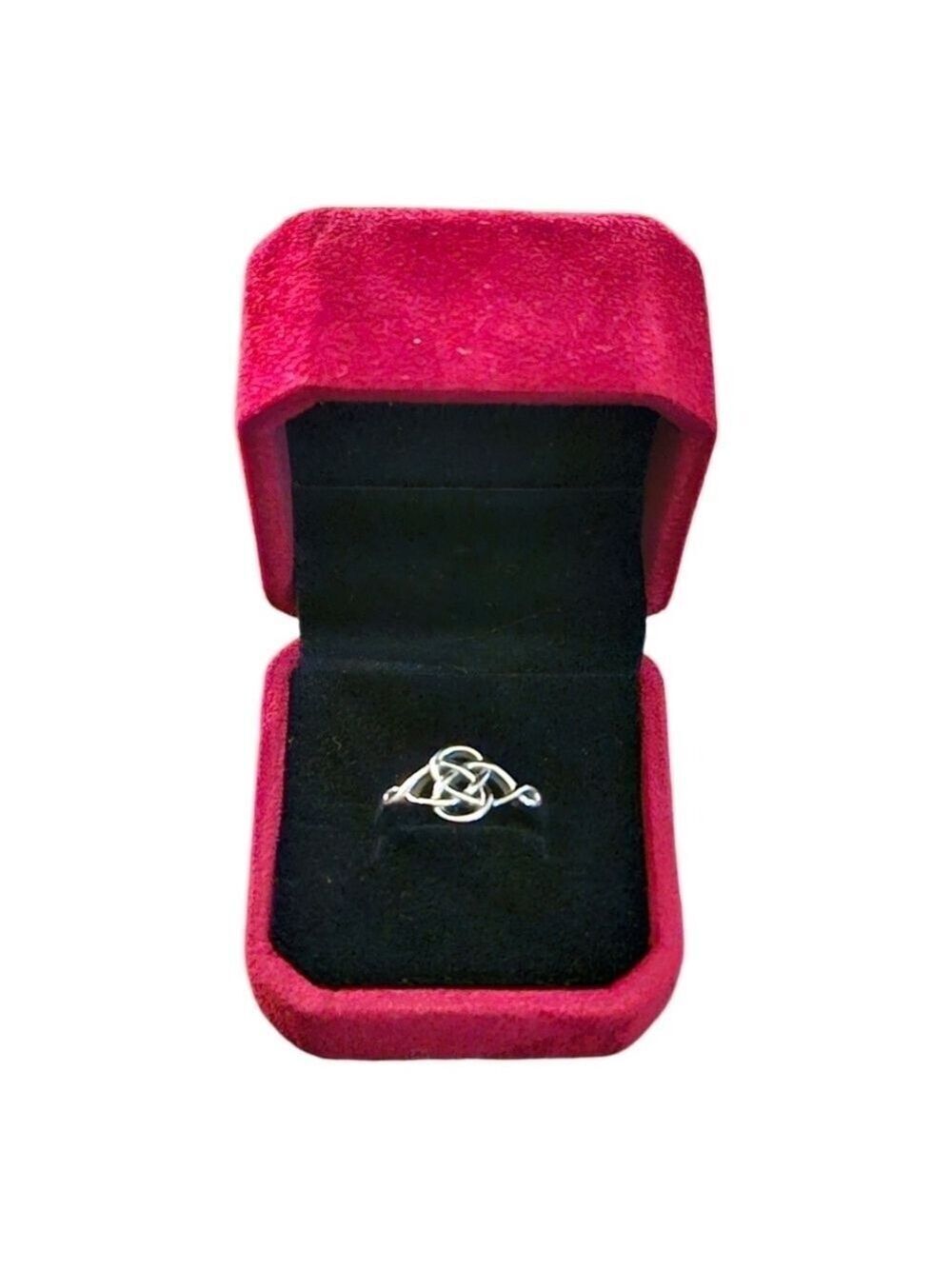 Royal Chain Silvertone Ring Size 7.5